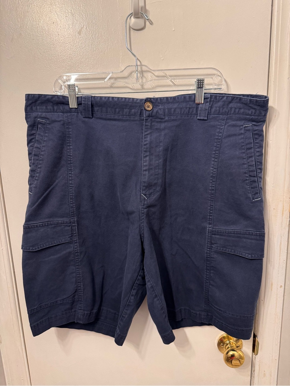 Tommy Bahama Cargo Shorts Mens 40 Blue 100% Cotton Flat Front Casual 10”